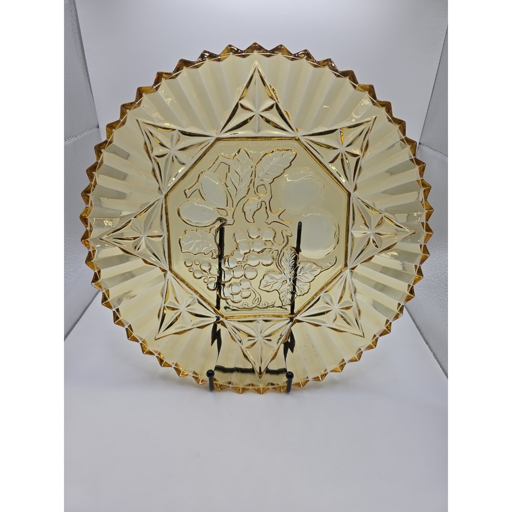 Vintage Amber Federal Fruit Glass Serving Plate 1940's Pioneer Fruit Pattern - Picture 2 of 4